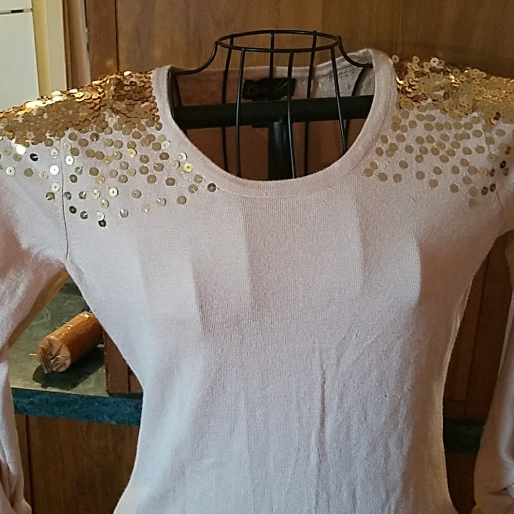 Top Sequin